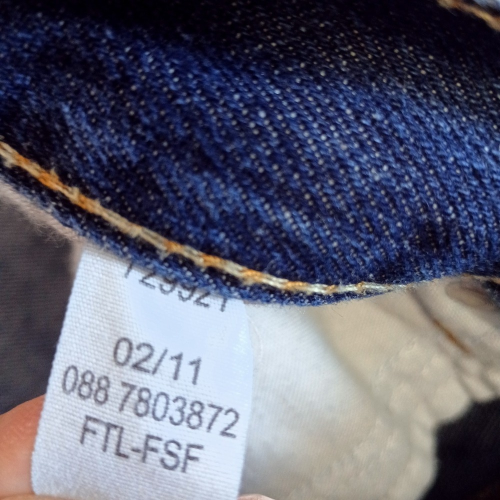Tommy Hilfiger Jeans Mens 37x29 Blue Classic Fit Straight Leg Denim Pants - Picture 6 of 11